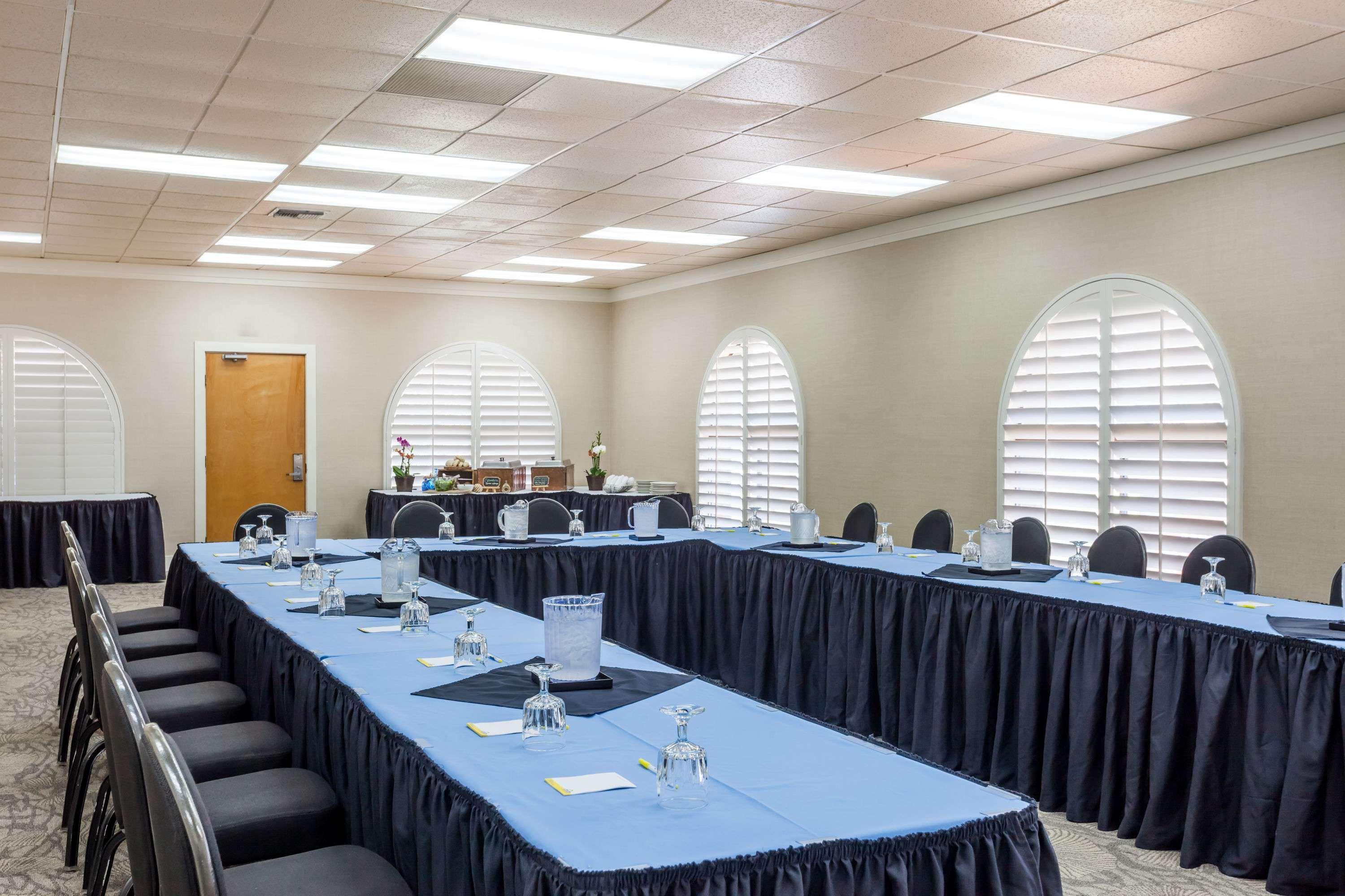 Days Inn By Wyndham San Diego Hotel Circle Εξωτερικό φωτογραφία